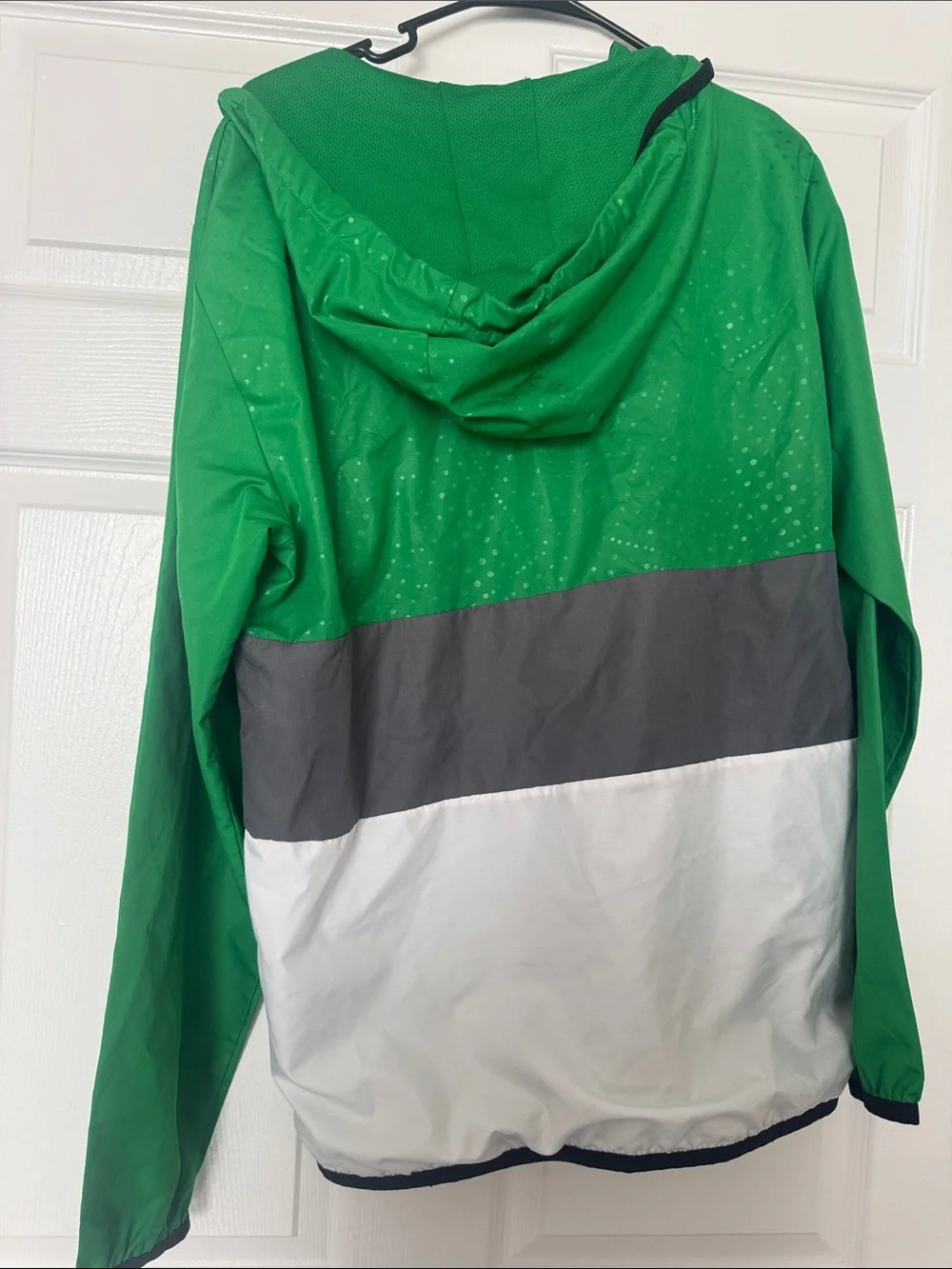 Under Armour Green Gray White Colorblock Hooded Windbreaker